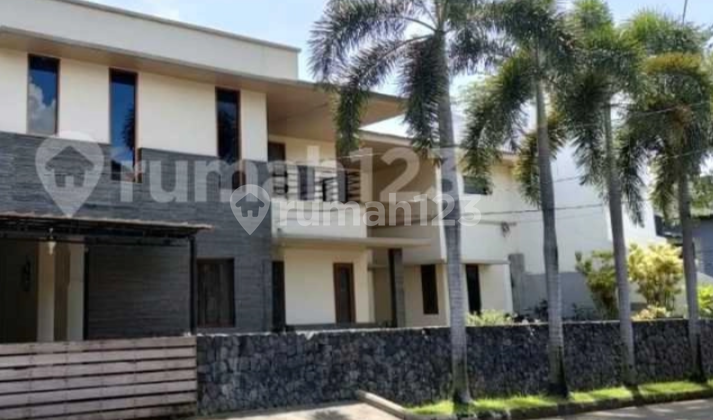 Rumah Siap Huni Dekat ke Pintu Tol dan Stasiun