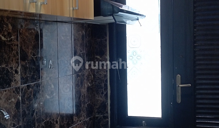 Ready-to-Occupy Rental House 5 Minutes to Pondok Ranji Station 2