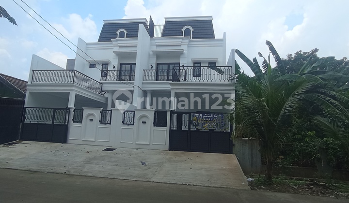 New Ready-to-Occupy House in Strategic Bintaro Area