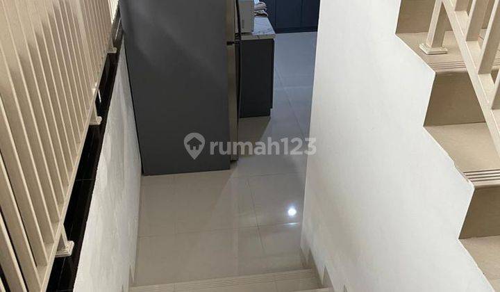 Rumah Dalam Cluster Kebayoran Residence Siap Huni 2