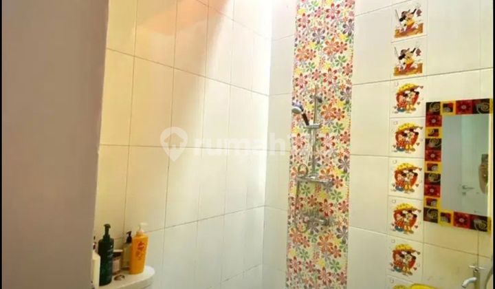 Ready-to-Live House Near Toll Gate and Transjakarta Bus Stop 2