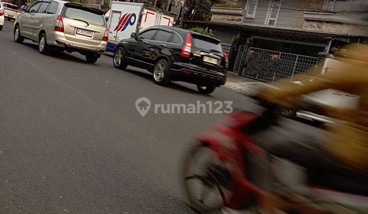 Rumah Pinggir Jalan Raya Cocok Untuk Usaha Strategis 2