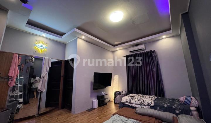 Dijual Rumah Hook Di Petukangan Utara Siap Huni Strategis  2