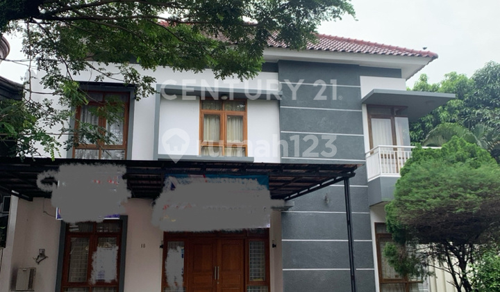 Rumah Dua Lantai Di Hoek Asri Di Lippo Karawaci Tangerang Rumah Dua Lantai Di Hoek Asri Di Lippo Karawaci Tangerang