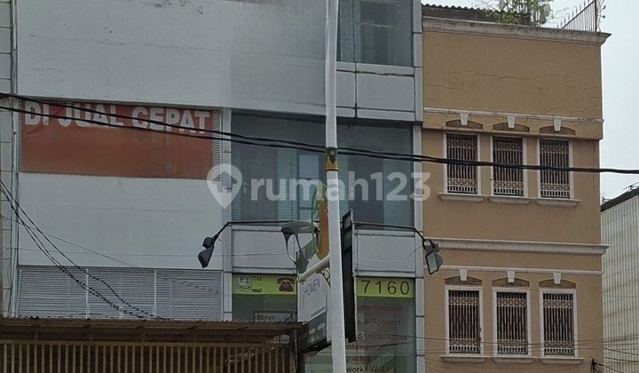 Dijual Cepat Ruko 4 Lantai, Di Area Bisnis Mangga Dua, Jakarta Dijual Cepat Ruko 4 Lantai, Di Area Bisnis Mangga Dua, Jakarta