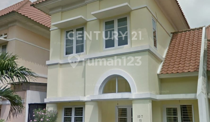 Rumah Dua Lantai Di Cluster Batavia Gading Serpong 1