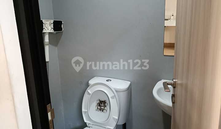 Rumah Cantik Brand New Modern Minimalis Siap Pakai 2