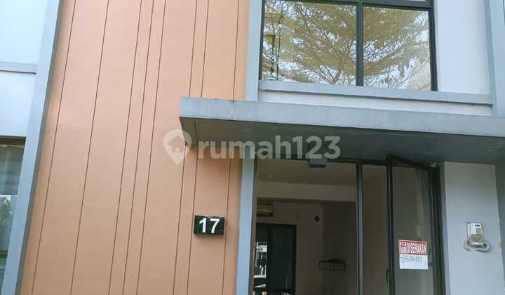 Rumah Cantik Brand New Modern Minimalis Siap Pakai
