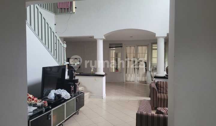 Murah, Bagus, Hook, Jl Kalimantan Lippo Karawaci, 4+1 Kt, 4+1 Km,