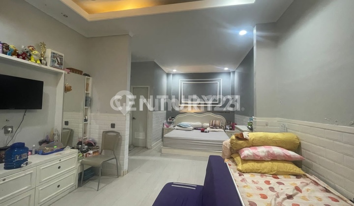 Barcelona  Palem Semi Tangerang Bagus Murah 