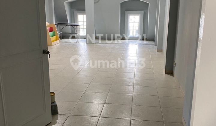 Palais De Europe Shop House, Lippo Karawaci, Tangerang, Excellent Palais De Europe Shop House, Lippo Karawaci, Tangerang, Excellent