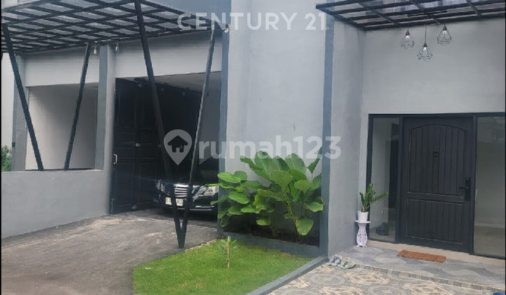 Modern Living At Its Best! Rumah Baru High Ceiling & Halaman Luas