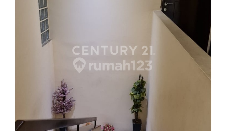 Barcelona Palem Semi Tangerang, Land Area 144, Building Area 150 2