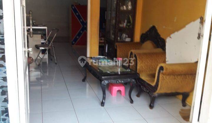 Rumah 2 Lantai Bagus Semi Furnished SHM di Sukasari 3, Bandung 2