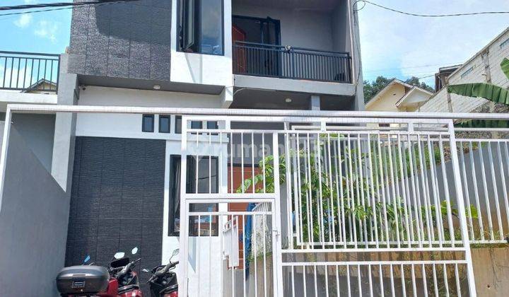 Rumah di Jatihandap 2 Lantai SHM Baru 1