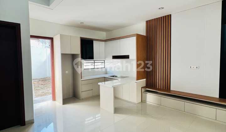 The Adamaris Residence, Luxury Antapani 2