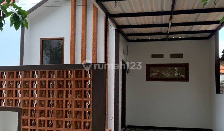 RUMAH BARU MINIMALIS MODERN DI UJUNG BERUNG BANDUNG 1