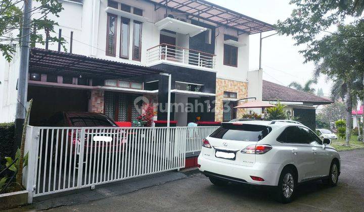 Rumah Besar Siap Huni Di komplek Elit Sarijadi Bandung 1