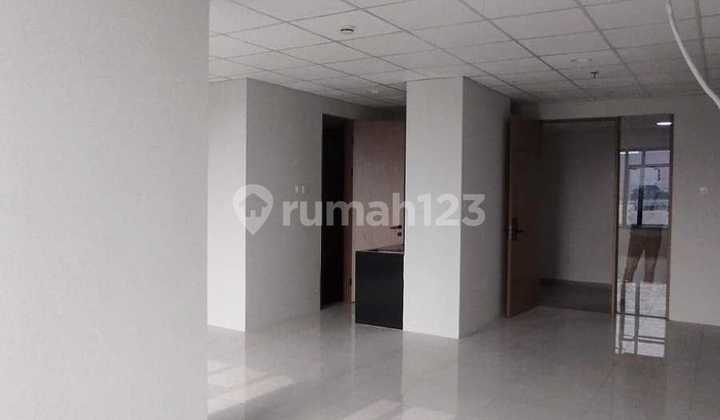 Sewa Kantor/bisnis Di Hquarters Asia Afrika Bandung 2