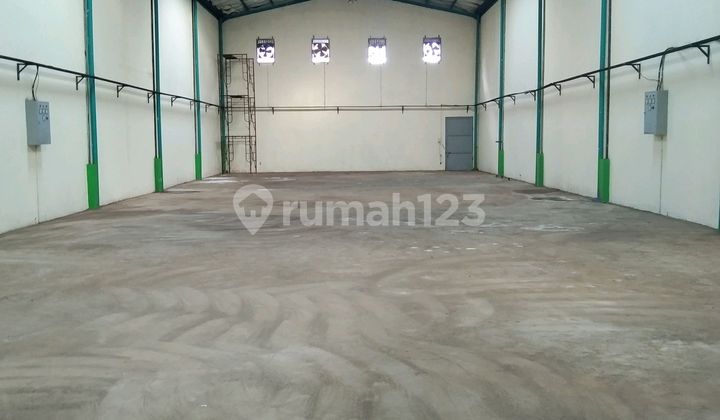 Ready-to-Use Warehouse for Rent with Office in Sapan Bojongsoang Bandung Ready-to-Use Warehouse for Rent with Office in Sapan Bojongsoang Bandung