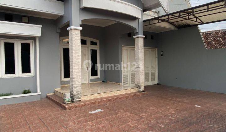 Disewakan Rumah Besar&luas Ngaglik Cocok Untuk Keluarga/kantor Dekat Ugm,pakuwon Mall,upn 2