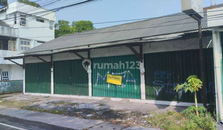 Hf Disewakan ruko bagus lokasi strategis di Ringroad Timur 1