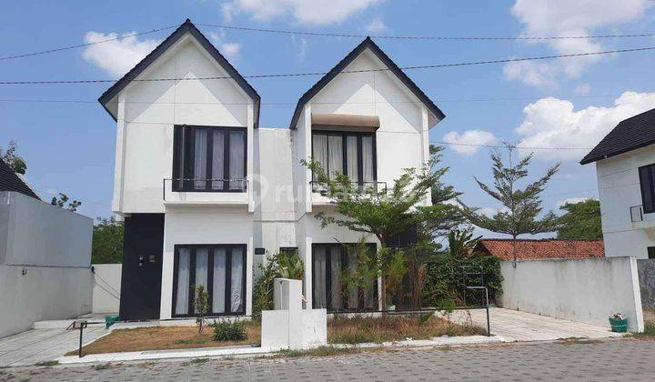 Disewakan Rumah Cantik di Jl Wonosari 1