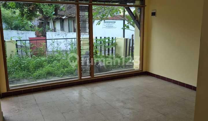 Nice House In The City Near UST Campus and RSUD Nice House In The City Near UST Campus and RSUD