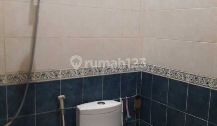 Nice House Near Al-Azhar, UPN, JIH Schools 2