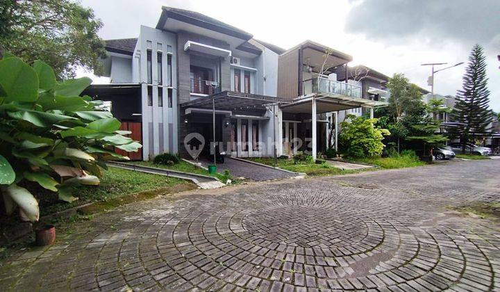 Disewakan Rumah Cantik Dalam Perum Furnish di Mlati Sleman 1