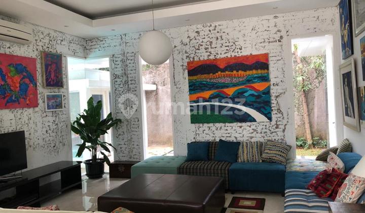 Dijual Rumah Bagus Jl. Mulawarman, Kebayoran Baru