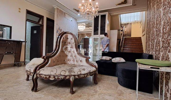 Dijual Rumah Eks Klinik Gandaria Jakarta Selatan 2