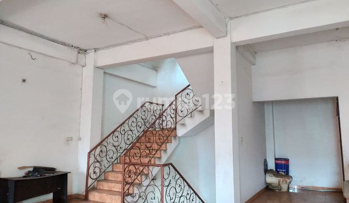 Strategic Super Storefront Mampang South Jakarta 2