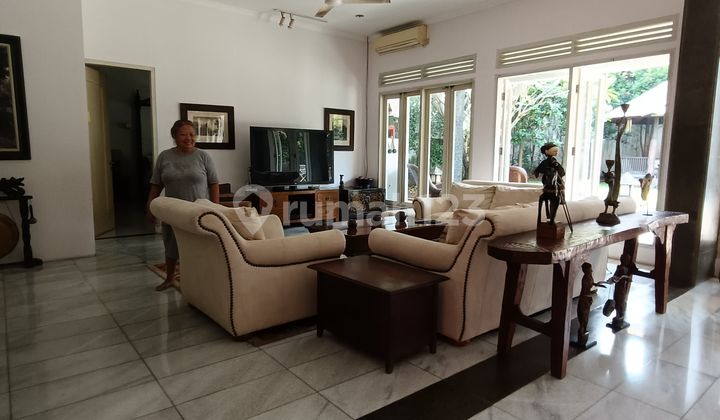 For Sale Kemang House, Quiet Location, Flood-Free For Sale Kemang House, Quiet Location, Flood-Free
