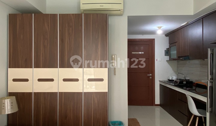 For Rent Studio Unit Royal Mediterania Garden, (1Br), Close to Central Park Mall, Best View For Rent Studio Unit Royal Mediterania Garden, (1Br), Close to Central Park Mall, Best View