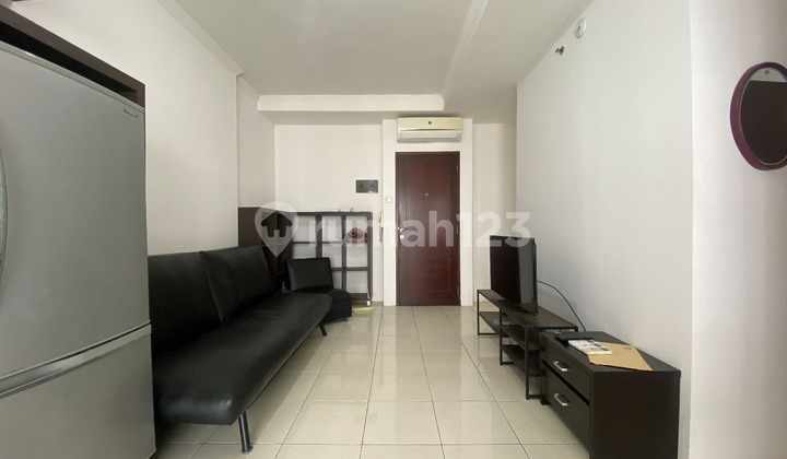 For Rent Apartment Unit Mgr 2, (2Br), Heliconia Tower, Near Central Park Mall, Pool View