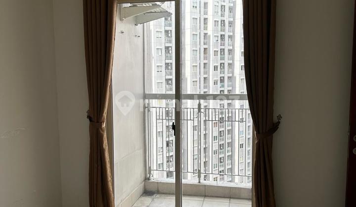 Disewakan Unit Apartemen Royal Mediterania Garden, (2+Br), Tower Lavender, View Kolam 2