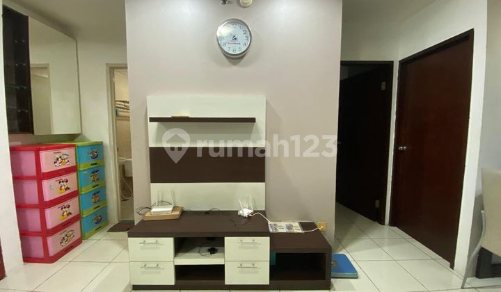 Disewakan Unit Apartemen Mgr2,Tower Flamboyan (2Br), View Kolam 2