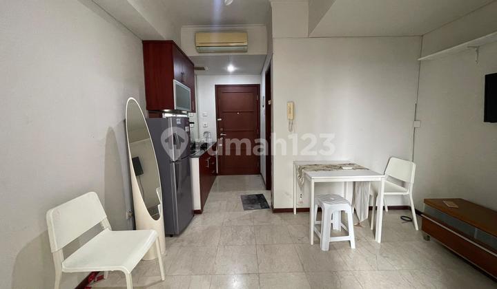 Disewakan Unit Apartemen Royal Mediterania Garden (1 Br), Dekat dengan Mall Central Park, View Soho