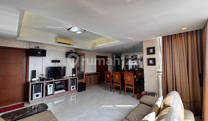 For Rent Royal Mediterania Apartment Unit (3BR), Best View