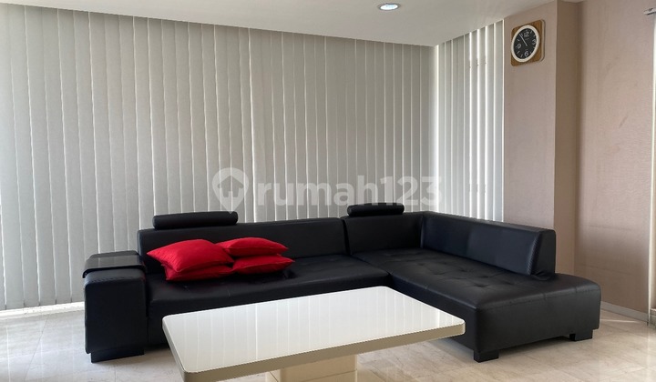 Disewakan Apartemen Royal Mediterania Garden, (3Br), Best View Disewakan Apartemen Royal Mediterania Garden, (3Br), Best View