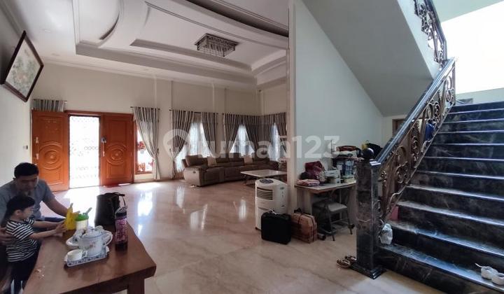 DIJUAL RUMAH RAJAWALI SELATAN LUAS 360 M2 STRATEGIS 3 LANTAI BAGUS DAN SIAP HUNI 2