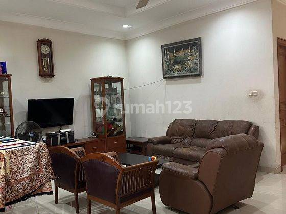 Disewa Rumah Bagus Sunter Lt 277 Lb 418 Hook 2.5 Lantai Lokasi Strategis Furnished Siap Pakai 2