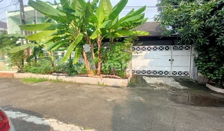 Dijual Rumah Tua Hitung Tanah di Sunter Danau Agung Uku 12X25 Hanya 22 Jt/M2 Jarang Ada