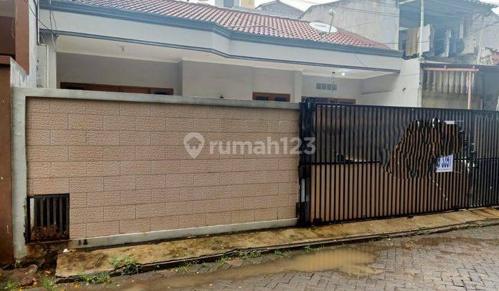 Disewa Rumah Sunter Alamanda Rapi Uku 9X16 Utara 1.5 Lt Ada 3 Kt 1