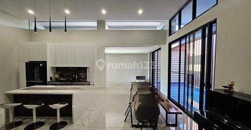 Dijual Rumah Mewah Komplek Janur Asri Lt 304 M2 Lb 500 M2 Hook Furnished Ada Kolam Renang Siap Huni 2