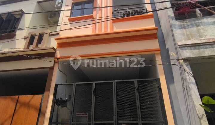 DIJUAL RUMAH BRAND NEW PADEMANGAN UKU 3,5X13,5 BAGUS 3,5 LT JL 1 MOBIL SIAP HUNI 2