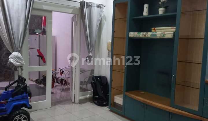 Disewakan Rumah Minimalis Tsa 2 Uku 8x20 Hdp Utara Komplek Eksklusif Jalan Lebar 2