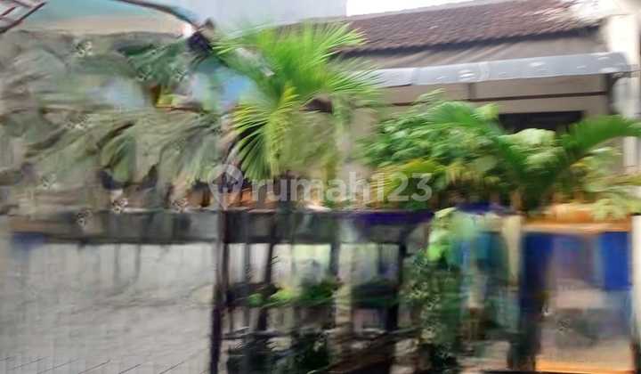 For Sale Standard House Janur Kuning Residence Size 6x17 Strategic 11/4 Land Area Attractive Price 2