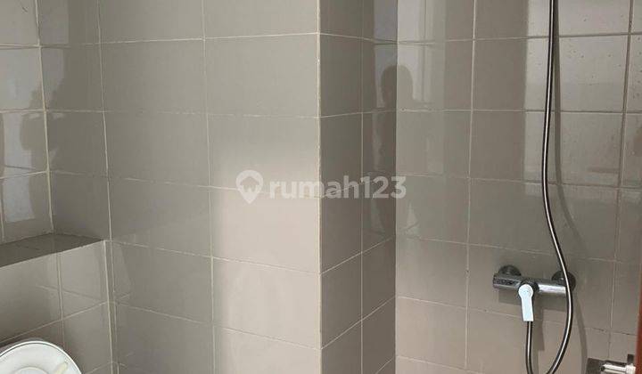 Disewa Apartemen Springhill Terrace Tipe Studio Kosongan Rapi Siap Huni 2